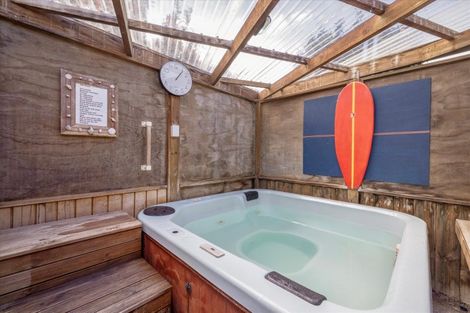 Photo of property in 395 Welcome Bay Road, Welcome Bay, Tauranga, 3112
