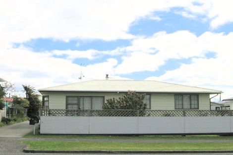 Photo of property in 136a Windsor Road, Bellevue, Tauranga, 3110