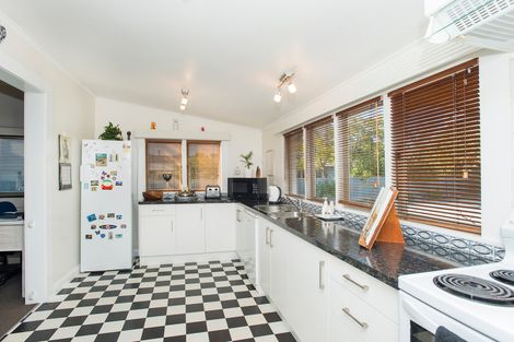 Photo of property in 56 Awapuni Road, Awapuni, Gisborne, 4010