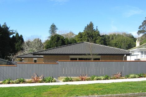 Photo of property in 55 Brooklands Road, Brooklands, New Plymouth, 4310