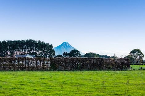 Photo of property in 84 Mawhitiwhiti Road, Normanby, Hawera, 4675