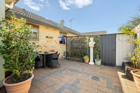 Photo of property in 15/262 Centreway Road, Orewa, 0931