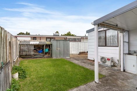 Photo of property in 106 Everitt Crescent, Whangamata, 3620