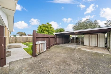 Photo of property in 2/5 Oregon Drive, Maoribank, Upper Hutt, 5018