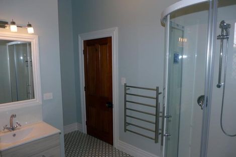 Photo of property in 5 Kowhai Road, Bluff Hill, Napier, 4110