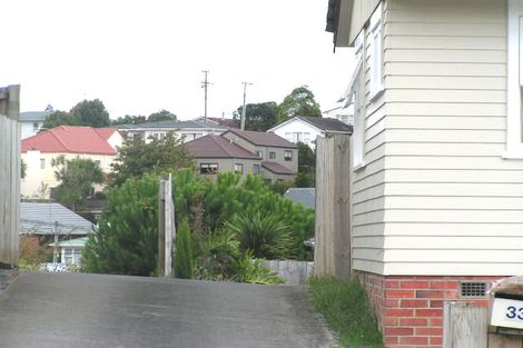 Photo of property in 2/31 Becroft Drive, Forrest Hill, Auckland, 0620