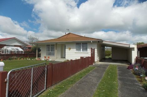 Photo of property in 52 Amberley Avenue, Westbrook, Palmerston North, 4412