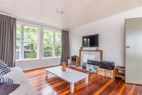 Photo of property in 4a Shoreham Street, Avondale, Auckland, 0600