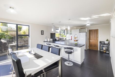 Photo of property in 38 Henare Street, West End, Palmerston North, 4412