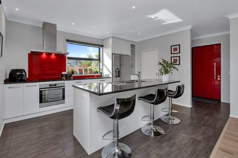 Photo of property in 18 Mariners Haven, One Tree Point, 0118