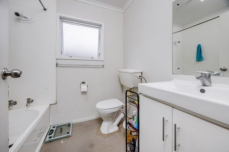 Photo of property in 1/20 Solveig Place, Randwick Park, Auckland, 2105