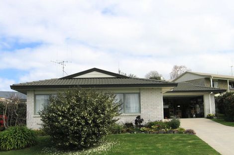 Photo of property in 20 Sunvale Place, Gate Pa, Tauranga, 3112