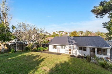 Photo of property in 1/10 Bryers Place, Bayview, Auckland, 0629