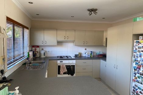 Photo of property in 144 Settlement Road, Papakura, 2110