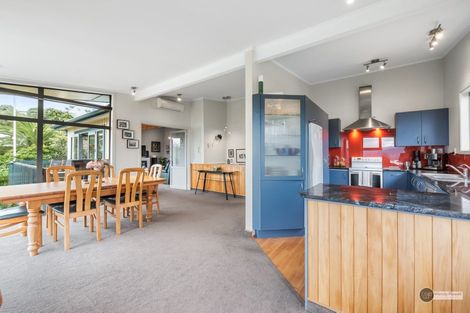 Photo of property in 30 Pekanga Road, Normandale, Lower Hutt, 5010