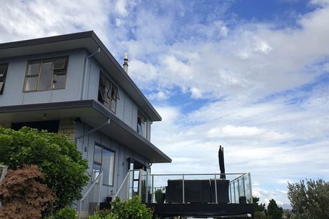 Photo of property in 17 Delhi Road, Hospital Hill, Napier, 4110