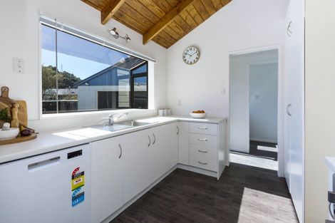 Photo of property in 1 Moonstone Grove, Birchville, Upper Hutt, 5018