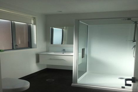 Photo of property in 304/160a Hobsonville Point Road, Hobsonville, Auckland, 0616