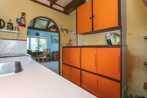 Photo of property in 69 Pye Place, Hot Water Beach, Whitianga, 3591