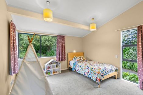 Photo of property in 108a Wairau Road, Oakura, 4314