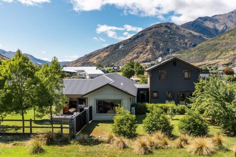 Photo of property in 32 Quill Street, Lake Hayes, Queenstown, 9304
