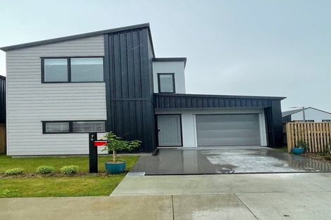 Photo of property in 76 Jacks Landing Drive, Hamilton Lake, Hamilton, 3204