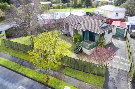 Photo of property in 3 Topaz Street, Birchville, Upper Hutt, 5018