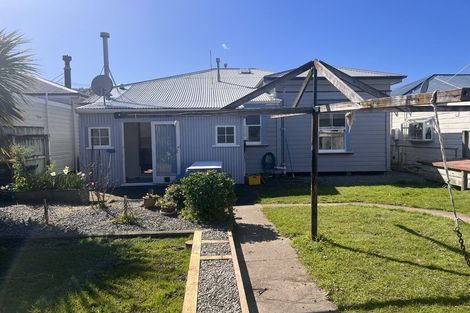 Photo of property in 4 John Street, Petone, Lower Hutt, 5012