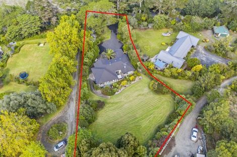 Photo of property in 12a Hobbs Road, Matakatia, Whangaparaoa, 0930