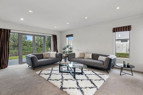 Photo of property in 23 Foresters Crescent, Parklands, Christchurch, 8083