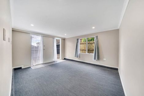 Photo of property in 35 Seddon Avenue, Papatoetoe, Auckland, 2104
