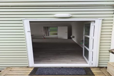 Photo of property in 12 Mataroa Avenue, Northland, Wellington, 6012