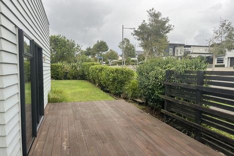 Photo of property in 1 Stockyard Crescent, Pukekohe, 2120