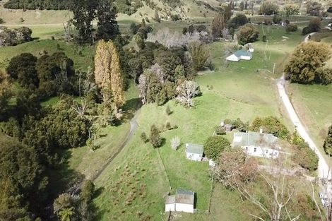Photo of property in 76 Takapau Road, Tolaga Bay, 4077