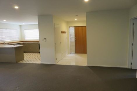 Photo of property in 8b Neeve Place, Taradale, Napier, 4112