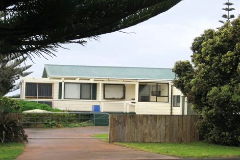 Photo of property in 104 Omaha Drive, Omaha, Warkworth, 0986