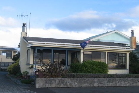 Photo of property in 2/48 The Esplanade, Westshore, Napier, 4110