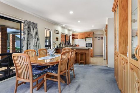 Photo of property in 10 Guildford Place, Rototuna North, Hamilton, 3210