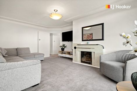 Photo of property in 165 Easther Crescent, Kew, Dunedin, 9012