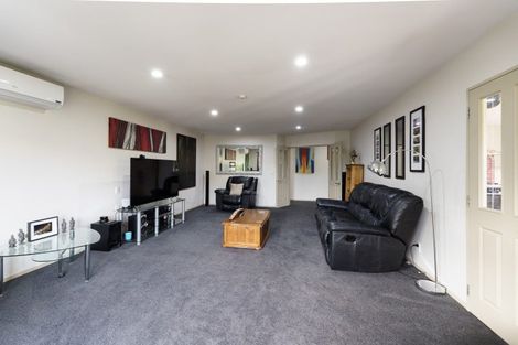 Photo of property in 5 Hideaway Gate, Parklands, Christchurch, 8083