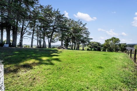 Photo of property in 221 Amreins Road, Taupaki, Henderson, 0782