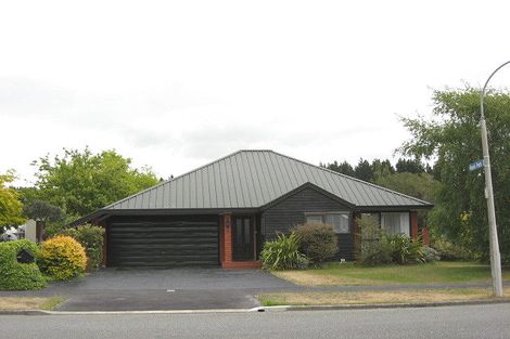 Photo of property in 251 Queenspark Drive, Parklands, Christchurch, 8083