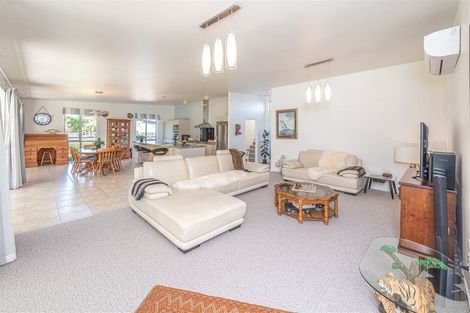 Photo of property in 12 Cotswolds Close, Otamatea, Whanganui, 4500