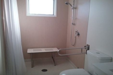 Photo of property in 10 Ngarue Place, Waitara, 4320