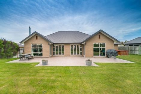 Photo of property in 41 Oak Tree Lane, Rolleston, 7614