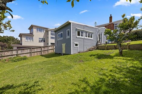 Photo of property in 14 Hythe Terrace, Mairangi Bay, Auckland, 0630