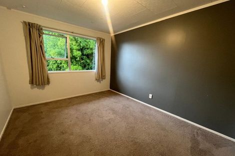 Photo of property in 58 Parrs Cross Road, Henderson, Auckland, 0612