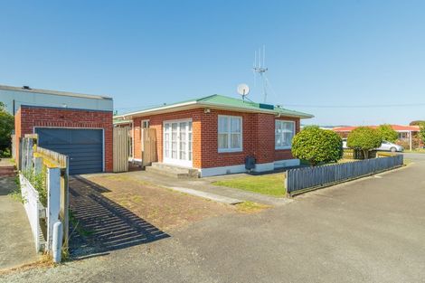 Photo of property in 22 Stanley Street, Levin, 5510