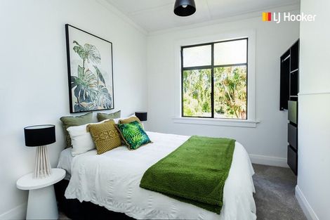 Photo of property in 71 Eglinton Road, Mornington, Dunedin, 9011