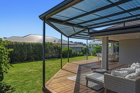 Photo of property in 15 Dawn Parade, Coastlands, Whakatane, 3120